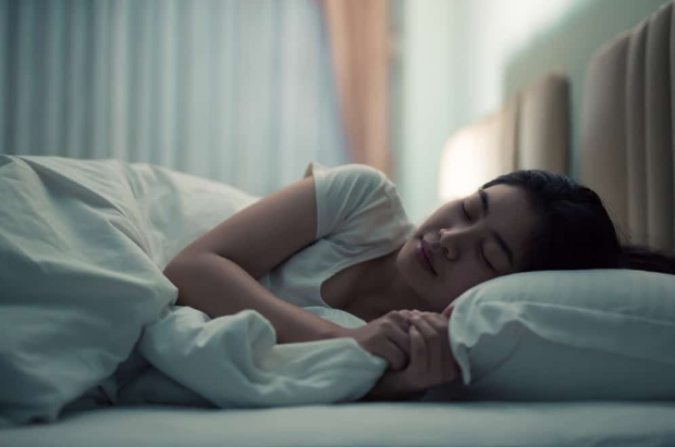 Screenshot 2018 3 10 Suhu Kamar Ideal Agar Tidur Nyenyak Ternyata Lebih Dingin dari yang Anda Kira