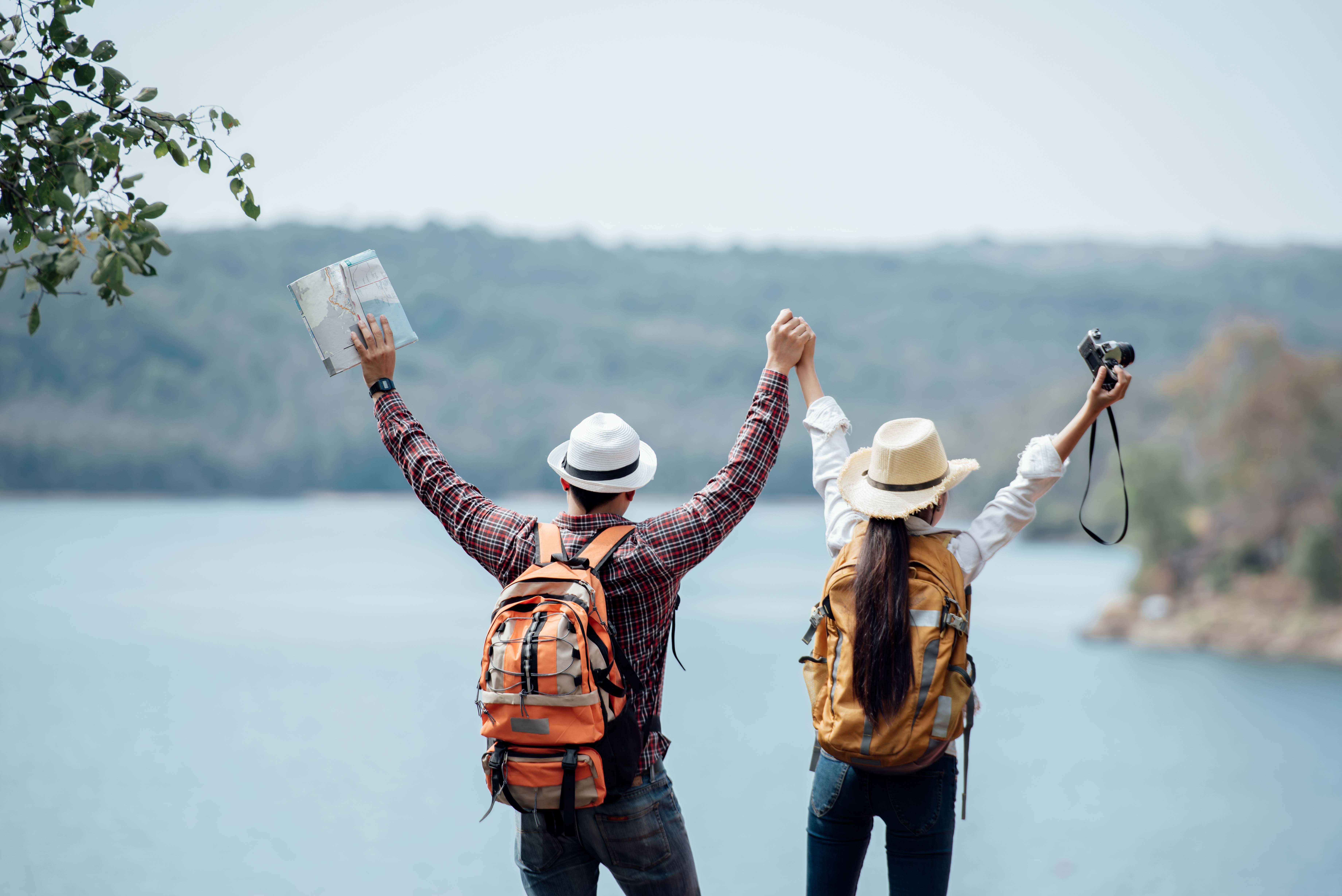 couple family traveling together